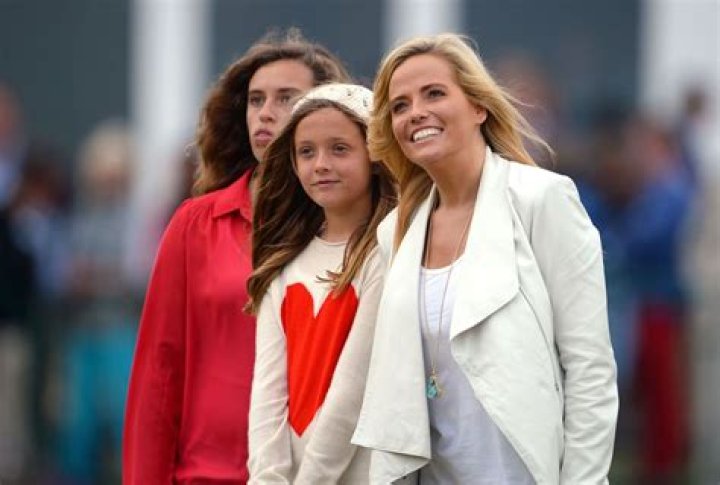 Amanda Brynn Mickelson Height, Weight, Net Worth, Age, Birthday, Wikipedia, Who, Nationality, Biography