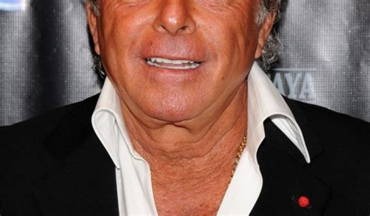 
Gianni Hunt Height, Weight, Net Worth, Age, Birthday, Wikipedia, Who, Nationality, Biography 