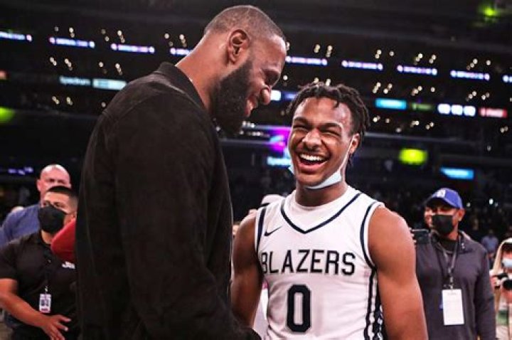 
LeBron James Celebrates Son Bronny’s Nike Endorsement Deal: ‘The Legacy Continues On!!’ 